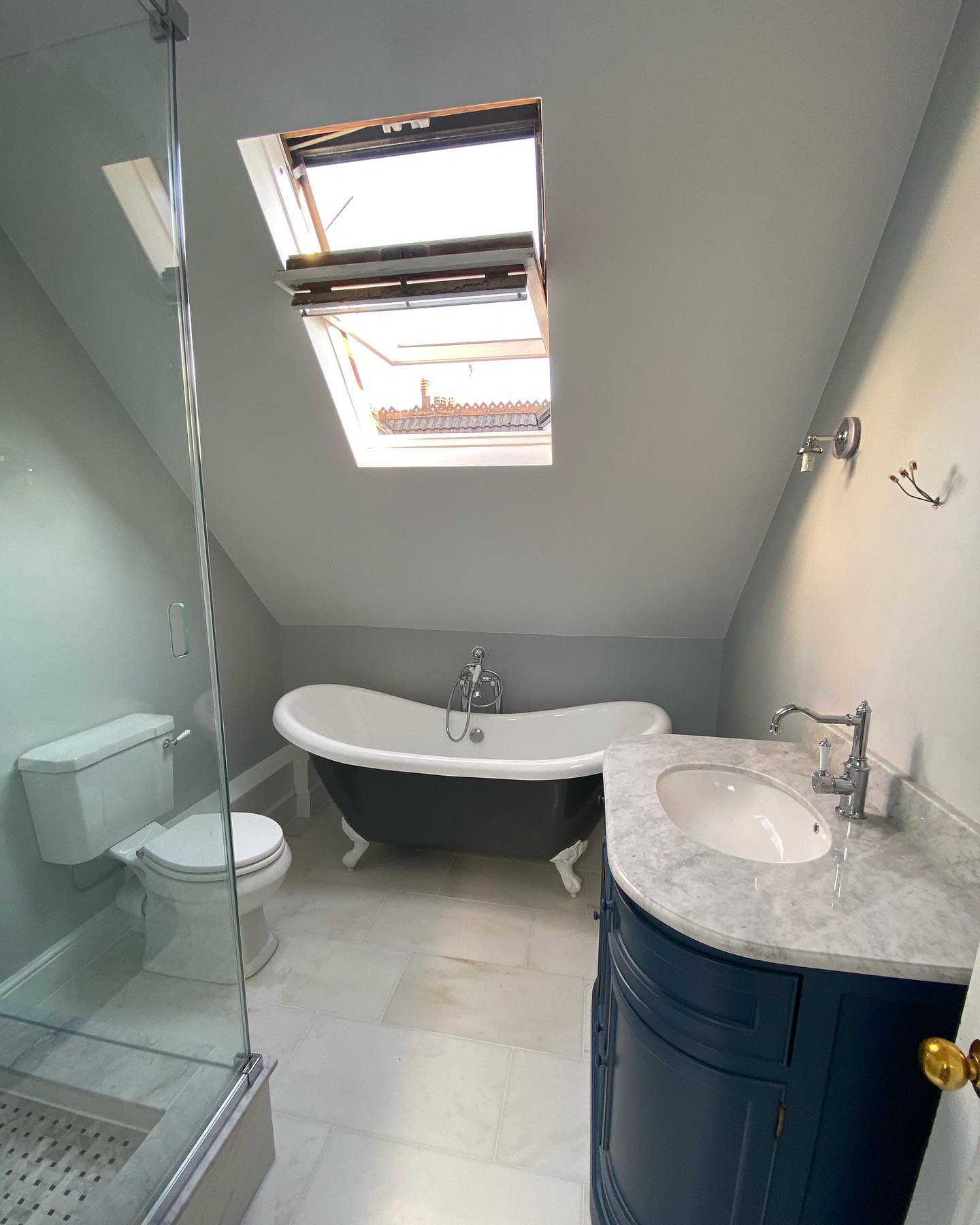ensuite bathroom_81